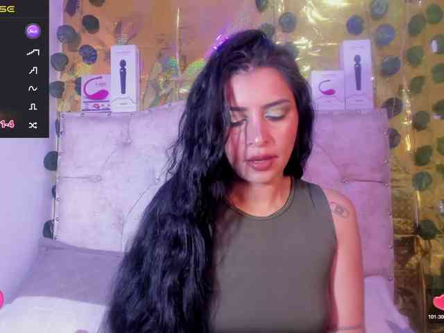 criistallconnorr webcam