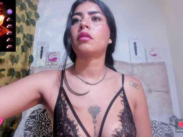 criistallconnorr webcam
