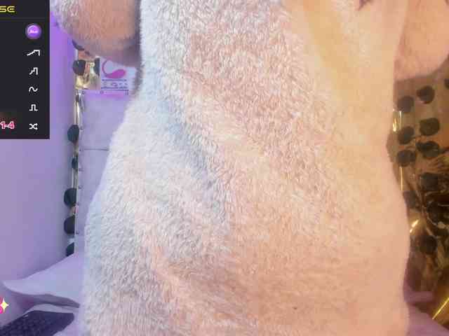 criistallconnorr webcam