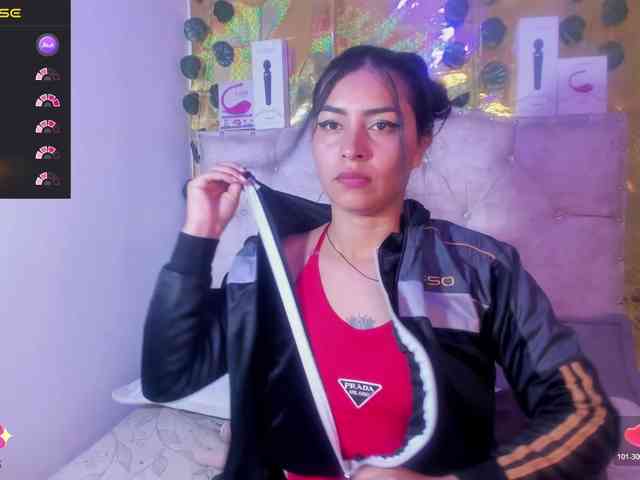 criistallconnorr webcam