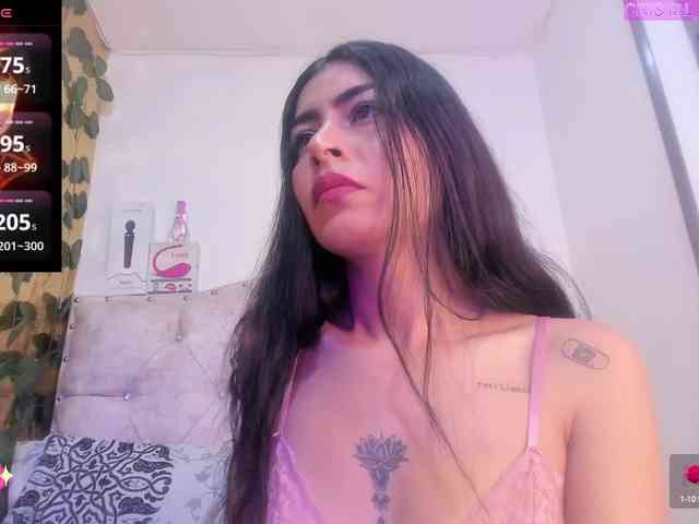 criistallconnorr webcam