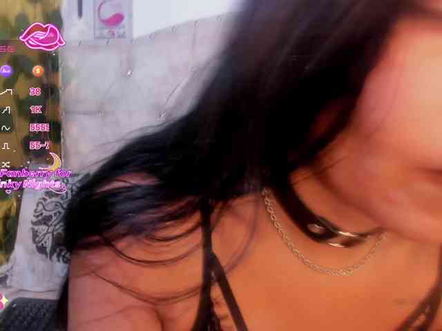 criistallconnorr webcam