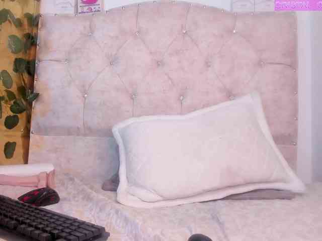 criistallconnorr webcam