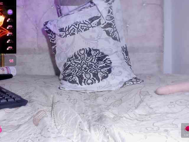 criistallconnorr webcam