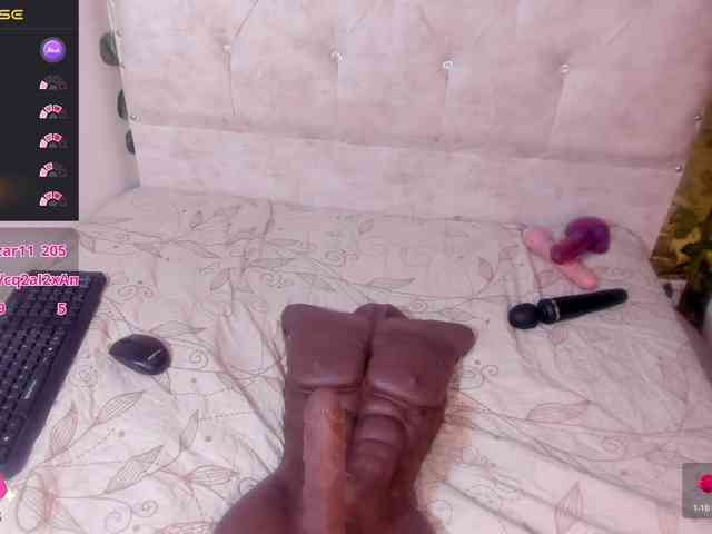 criistallconnorr webcam