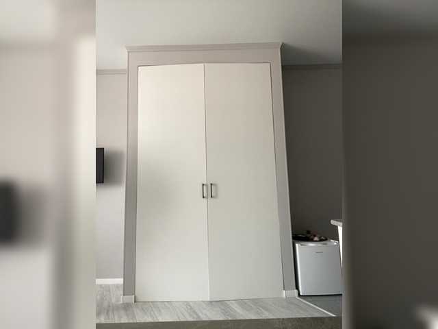 Gummy-Bears's BongaCams show and profile