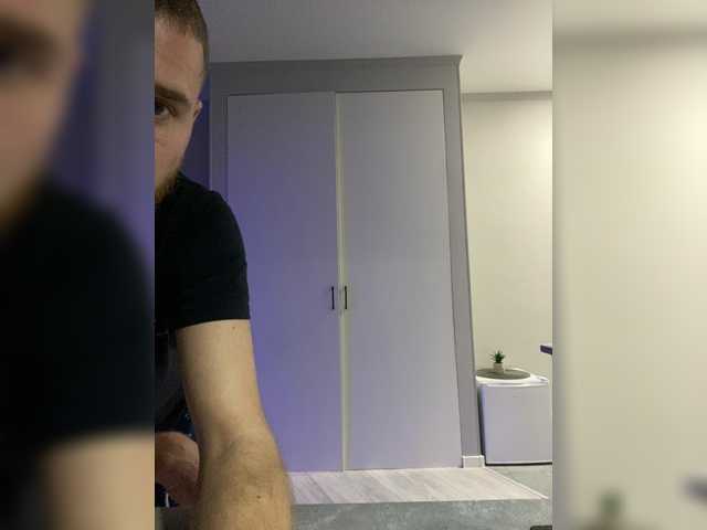 Gummy-Bears from BongaCams