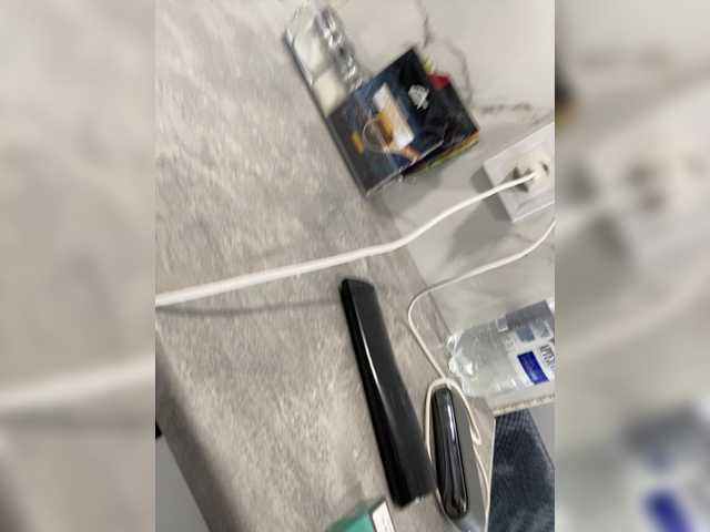 Gummy-Bears's BongaCams show and profile