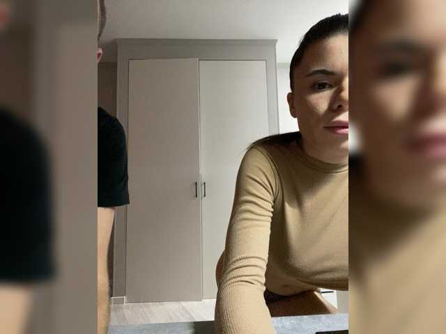 go to chat with Room_of_love