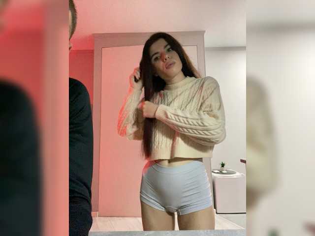 Bonkers Gummy-Bears from BongaCams gets their build humped on video! Gummy-Bears from BongaCams