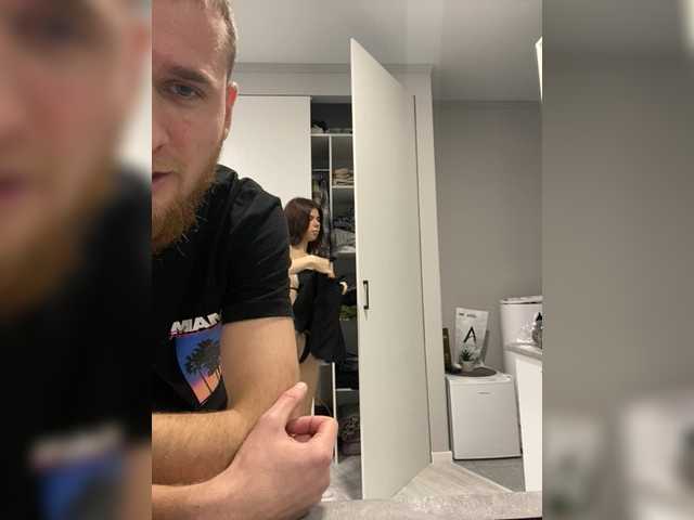 go to chat with Room_of_love