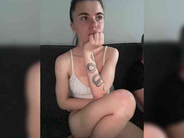 Gummy-Bears Live Webcam on BongaCams