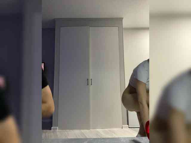 Gummy-Bears Live Webcam on BongaCams