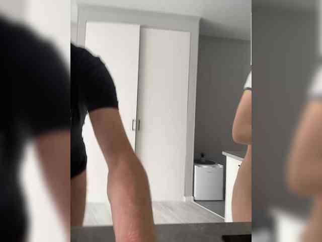 web cam striptease Gummy-Bears
