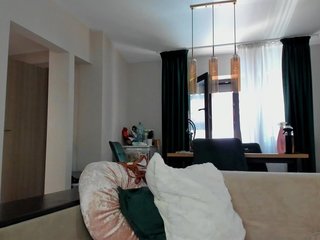 RheaSinn Porn Show