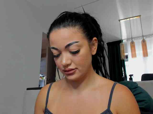 RheaSinn webcam