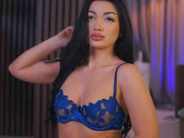 RheaSinn webcam