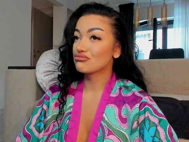RheaSinn webcam