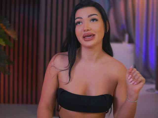 RheaSinn webcam
