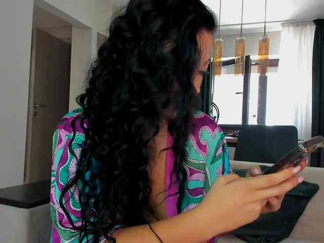 RheaSinn webcam