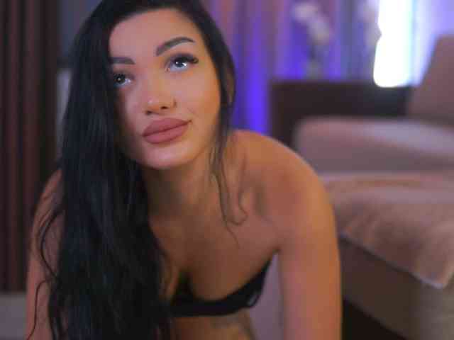 RheaSinn webcam