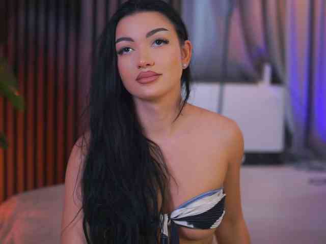 RheaSinn webcam