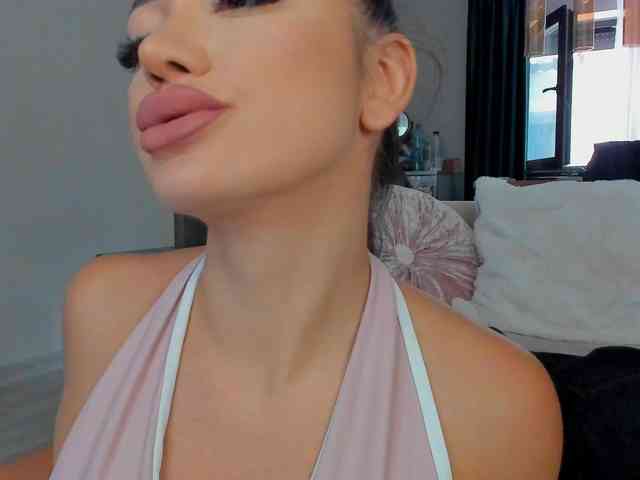 RheaSinn webcam