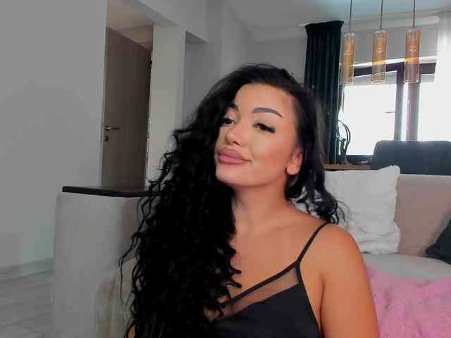 RheaSinn webcam