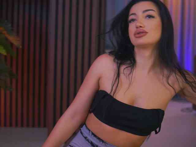RheaSinn webcam