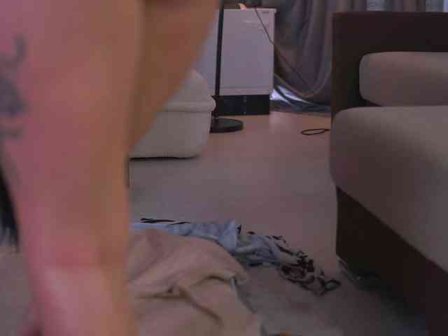 RheaSinn webcam