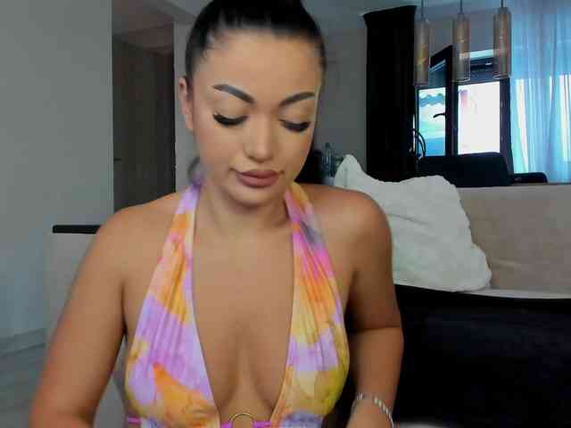 RheaSinn webcam