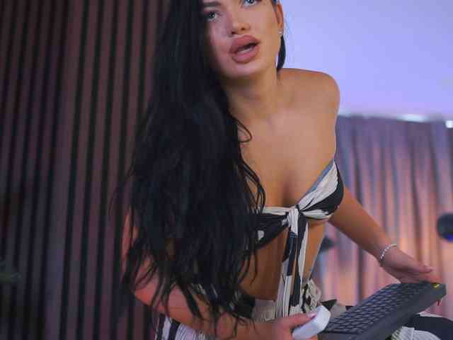 RheaSinn webcam