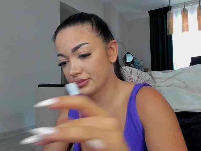 RheaSinn webcam
