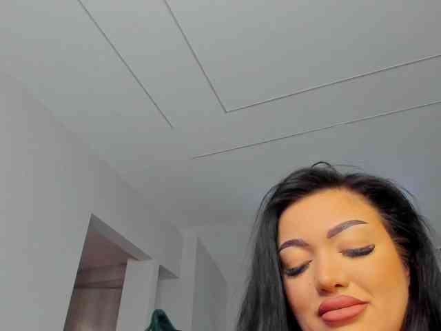 RheaSinn webcam