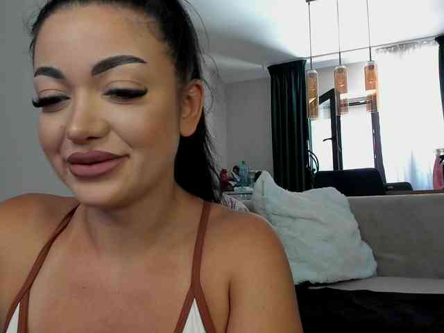 RheaSinn webcam