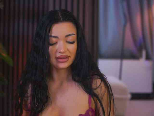 RheaSinn webcam