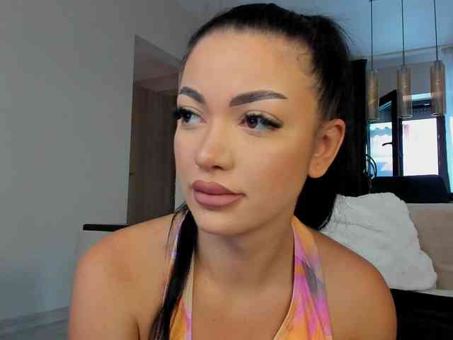 RheaSinn webcam