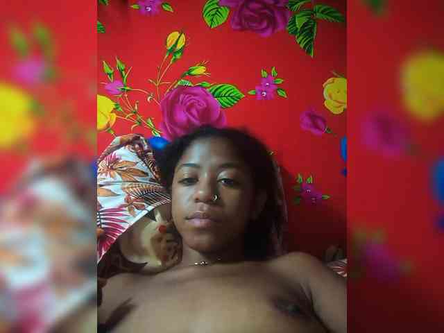 jouliana24 webcam