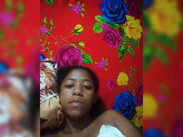 jouliana24 webcam