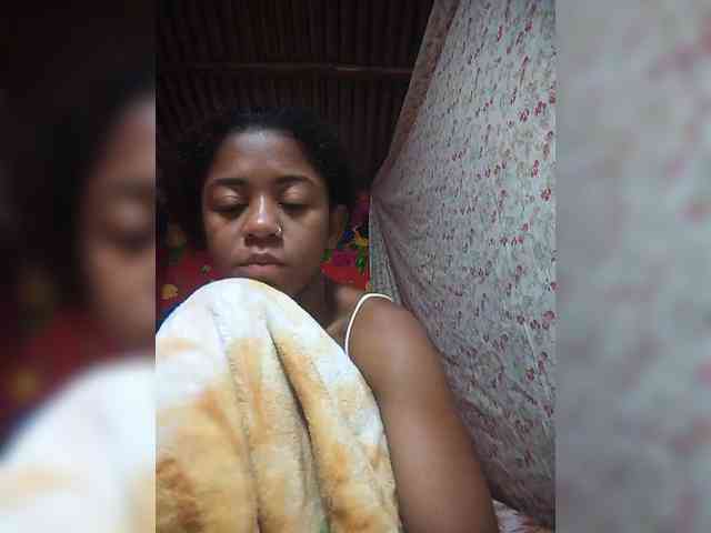 jouliana24 webcam