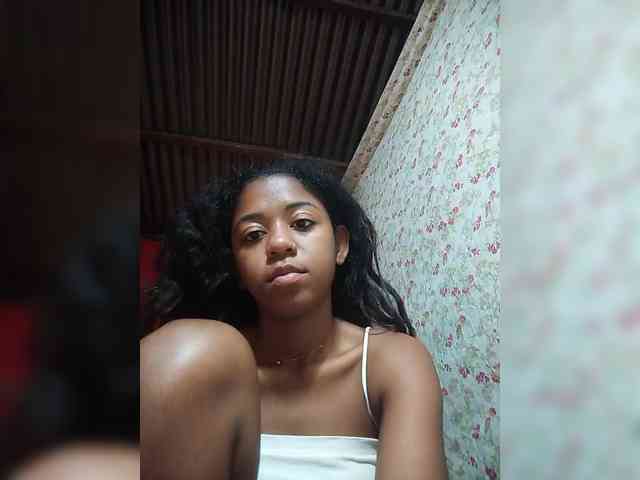 jouliana24 webcam