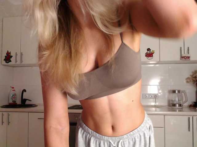 MilkaWay's BongaCams show and profile