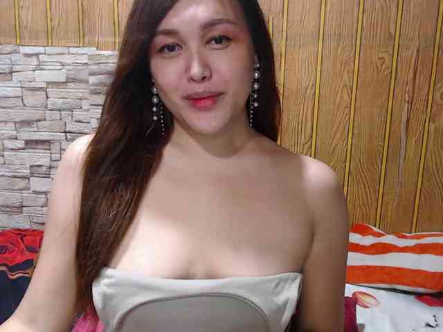 AnaLeahTS69