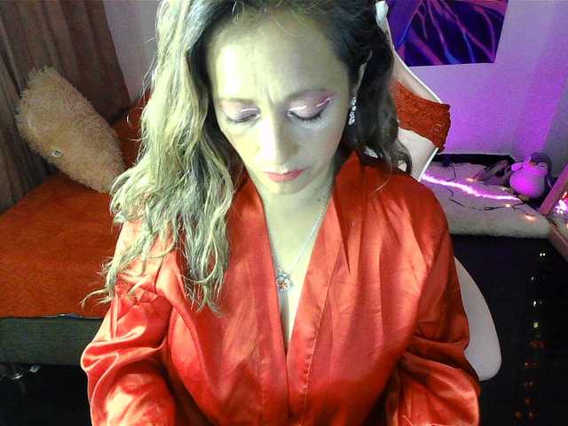 Melodyy's BongaCams show and profile