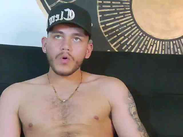 tiger-savage Live Webcam on BongaCams