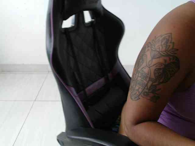 Barbara13a webcam