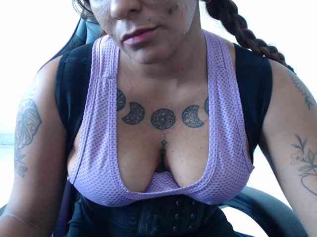Barbara13a webcam