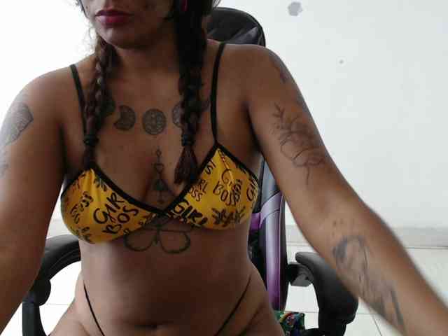 Barbara13a webcam