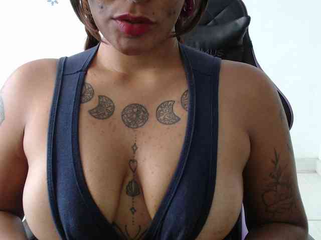 Barbara13a webcam