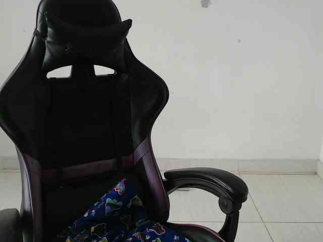 Barbara13a Live Webcam on BongaCams